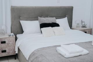 Villa Aphrodite in Paradise Gardens - 3bd with Private Pool by VICHY Holidays - 2