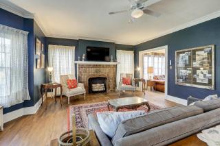 Historic Home Overlooking Central Riverside Park! - 9