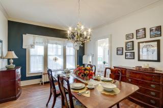 Historic Home Overlooking Central Riverside Park! - 3