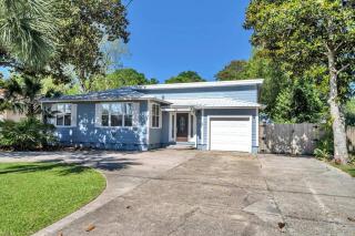 4 BR 2 BA Private Pool Pickleball Fun - 5