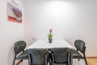 Cozy airport apartment - 1