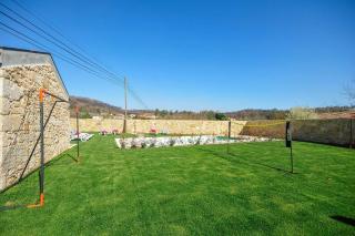 Villa Mit Viel Platz Und Pool In Vila Cova - 7