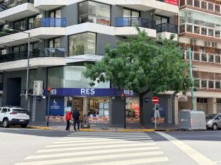 Palermo Portẽnito - A Cosmopolitan Nomad Oasis - 7