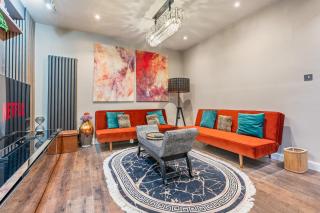 NEW Spacious House North London 8 Guests Wi-Fi - 8