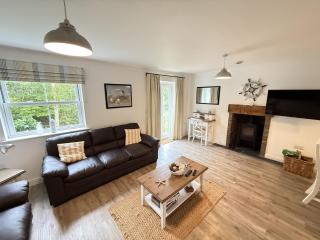 Old England Cottage - 8