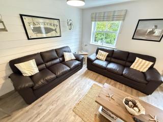 Old England Cottage - 7