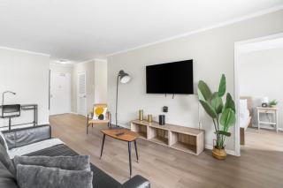 Modern Apt in Crystal City Near the Airport - 2