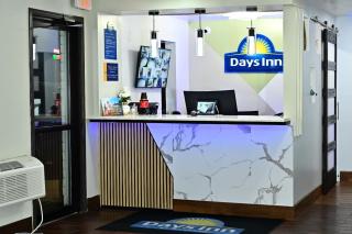Days Inn by Wyndham Salina I-70 - 0