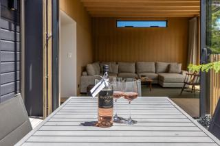 Birdsong Sanctuary - Be My Guest Waiheke - 1