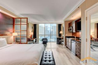 MGM Signature-16-719 Strip View Jacuzzi Studio - 2