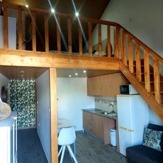 HOUSE 4U - Modern Mezzanine Apartment with AC, Wi-Fi and Parking - Abrantes - 0