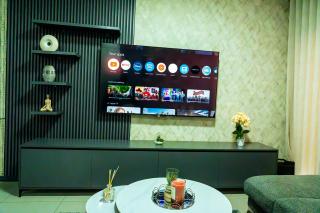 Modern 3-Bedroom Retreat Fully Equipped Comfort - 8