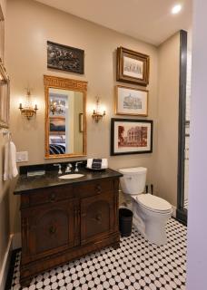 Magnolia Hall - Armstrong Suite - King Suite - Natchez - 8