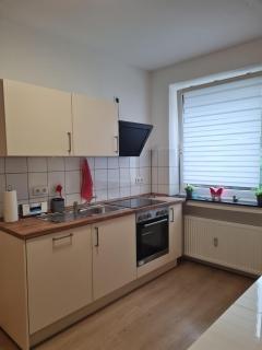 Zentrale, Liebevoll Eingerichtete Ferienwohnung - 5