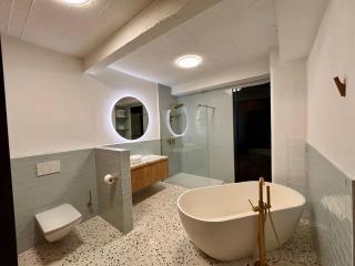 The Vintage Warehouse Loft - 4