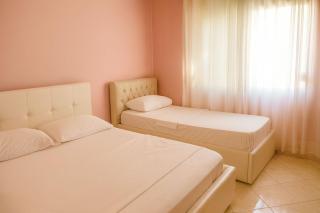 H&G Seaview Apartments - 5