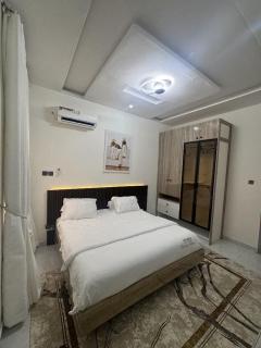 Tranquil pool apartment - 4