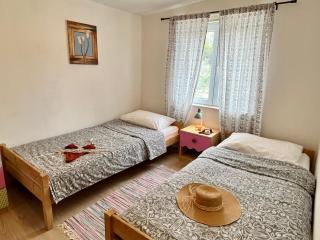 Ferienwohnung in Karin Gornji mit Großem Balkon - 1