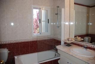 Casa unifamiliar en primera linea de mar - 4