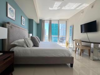 Elegant 1B at Icon Brickell 17th fl Pool, Spa Gym FREE Parking Scenic view - 5