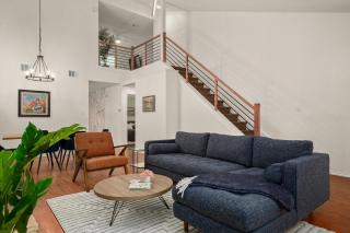 Poolside Oasis, Peaceful Retreat -20 min to Austin - 8