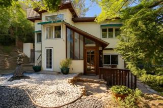 Jungle Vibes Outdoor Movie Theater 2 Homes Villa - 4