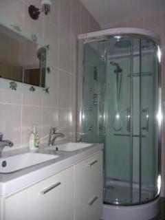 Moderne Erdgeschosswohnung Mit Blick Auf Hiddensee - 7