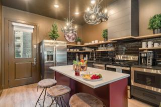 LUXE-Rooftop Echo-Private Deck-4 Mins Broadway - 7