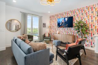 Painted Note - Rooftop Hot Tub - Mins to Broadway - 4