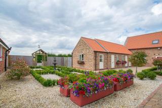 Meals Farm - Courtyard Room - North Somercotes - 9