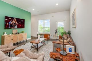 Limbo - In Cumberland Heights - Mins to Germantown - 1