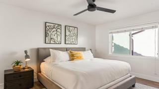 Walk to Beach Hot Tub Oceanview Deck 259 Trailhead Trestles 2 by AvantStay - 7