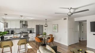 Walk to Beach Hot Tub Oceanview Deck 259 Trailhead Trestles 2 by AvantStay - 3