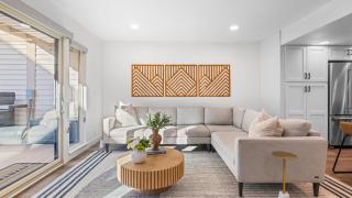 Stylish 3-Story Retreat with Hot Tub Firepit Near Park City High West Hideaway by AvantStay - 9