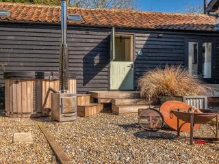 The Butterchurn - Uk50805 - 2