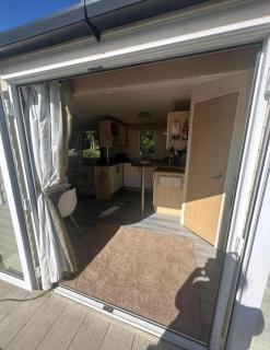 Lovely 8 Berth Caravan With Side Decking At Haven Cleethorpes Beach Ref 48033F - 8