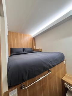 Althia Capsule Quarters - 3