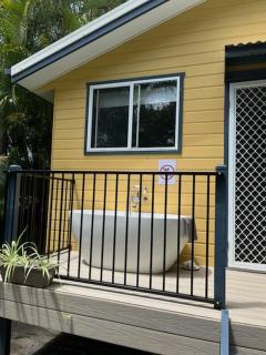 Safety Beach Bungalows - 5