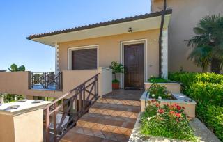 3 Bedroom Stunning Home In Canicattini Bagni - 9