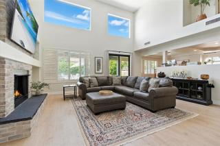 Splash Canyon - Splash Pad & Tons of Games - Gym - 9