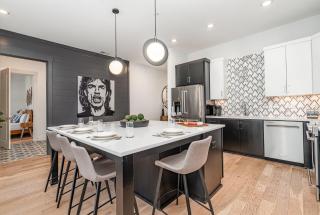 The Acklen-Private Balcony-4 Mins to Broadway - 9