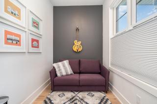 The Acklen-Private Balcony-4 Mins to Broadway - 7