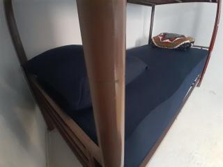 Arch Shared Dorm, Secure & Spacious Dorm for Travelers - 8