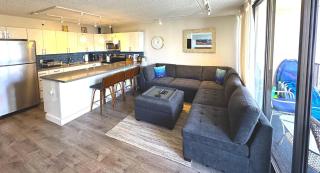 Waikiki Banyan Ohana Suite - 4