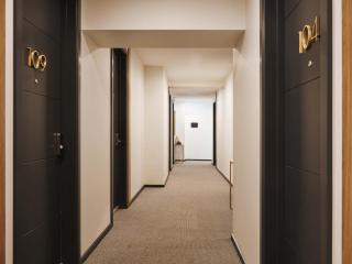 Thirty Nine Alexander - 8