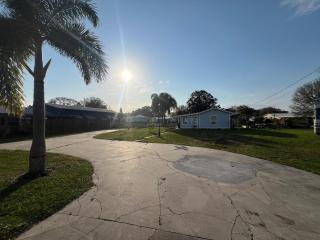 Water front Lake House - 4