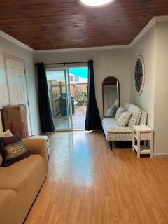 Goodland Green House - 9