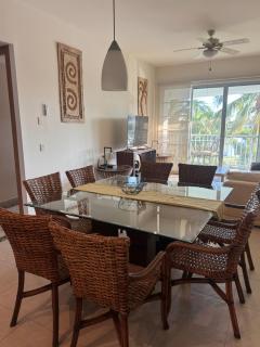 Depa en Acapulco Diamante - Albercas, Canchas y Jardines Apartment in Acapulco Diamante - Pools, Sports Courts and Garden Views - 4