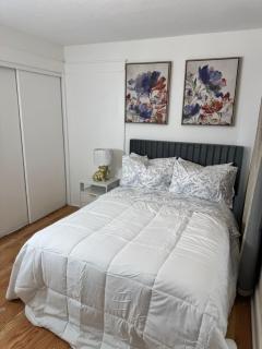 Julie's Cozy Haven - Peaceful Retreat - 3