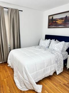 Julie's Cozy Haven - Peaceful Retreat - 2